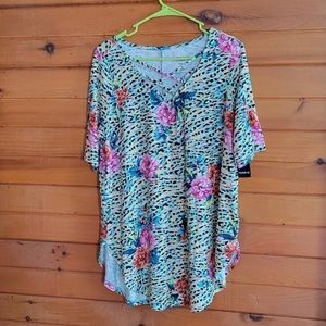 COPY - NWT Torrid Top 1X
